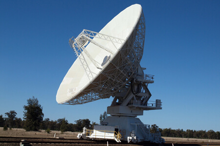 electromagnetic radio wave vacuum